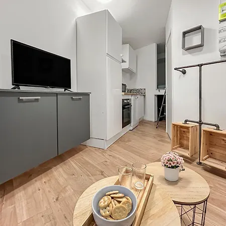 Renove Et A 2 Pas Du Coeur De Διαμέρισμα