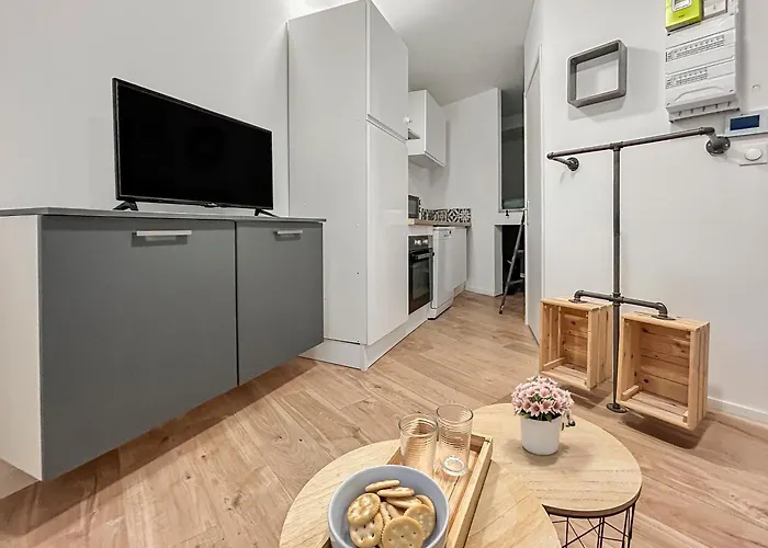 Renove Et A 2 Pas Du Coeur De Διαμέρισμα