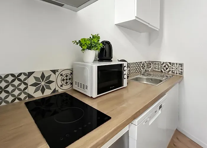 Renove Et A 2 Pas Du Coeur De Апартаменты